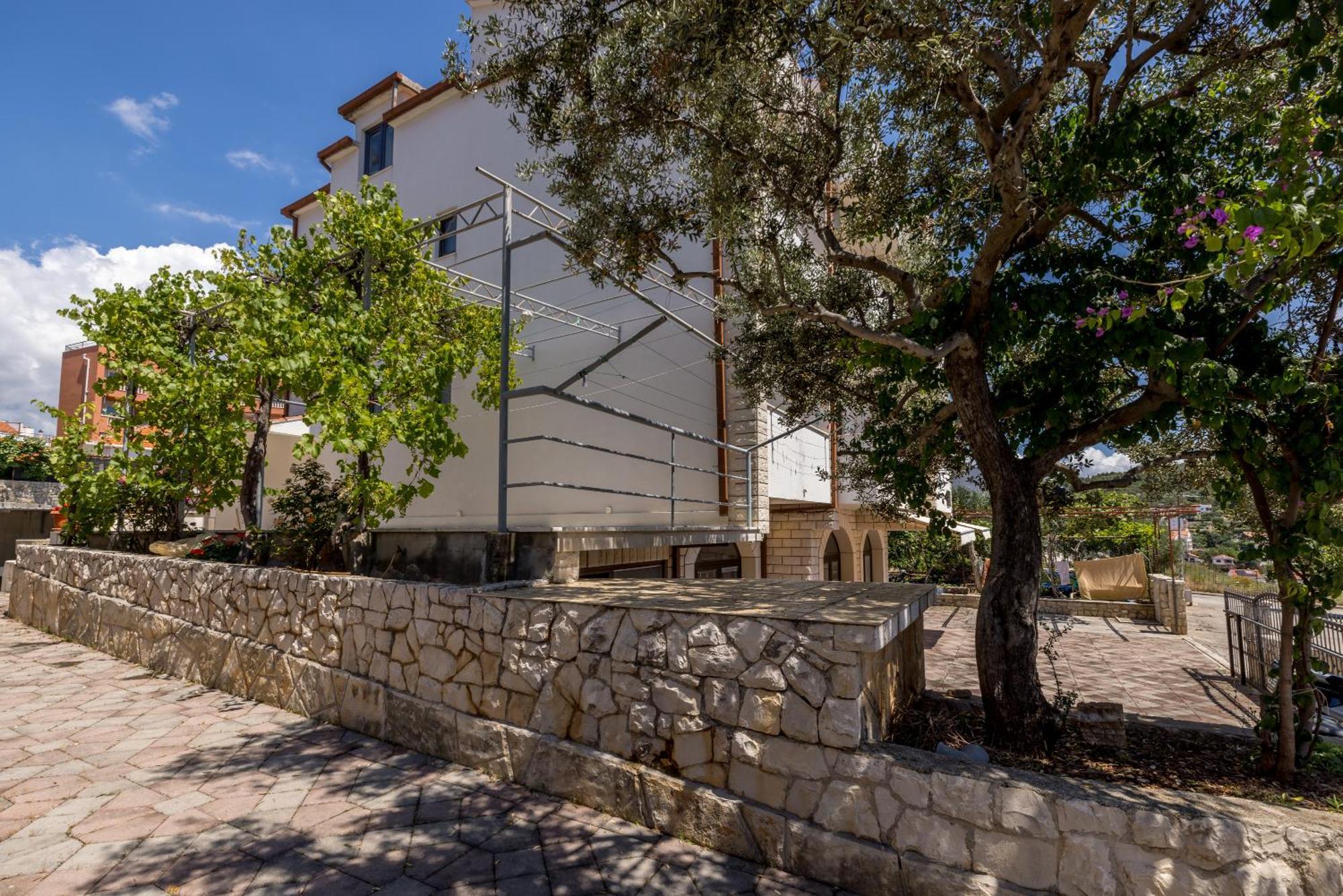Holiday Home Krishto Trogir Luaran gambar