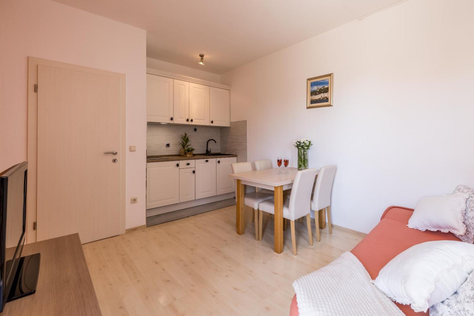 Holiday Home Krishto Trogir Luaran gambar