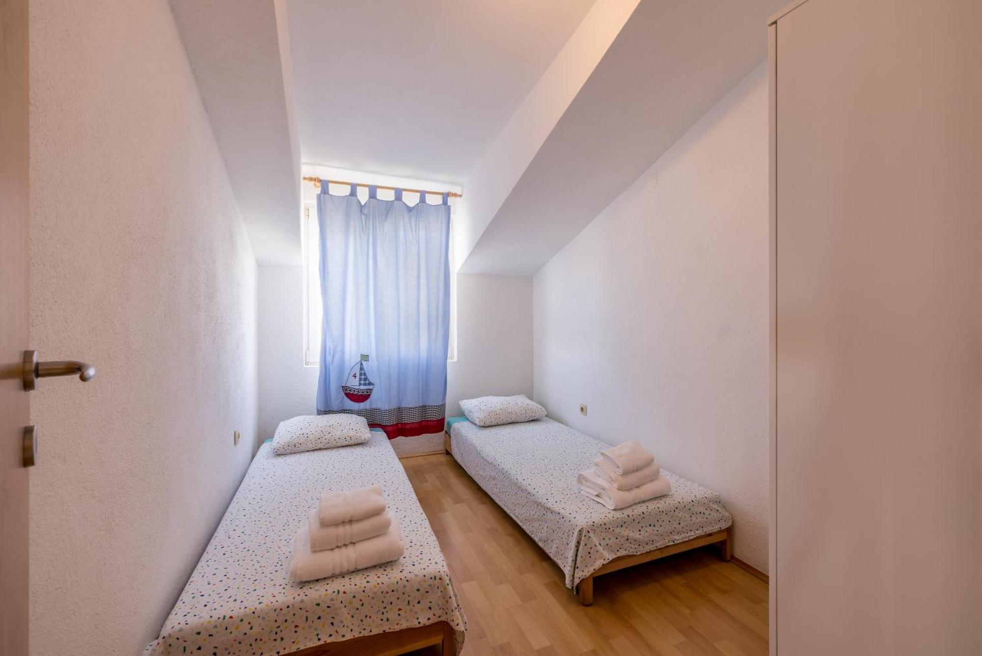 Holiday Home Krishto Trogir Luaran gambar