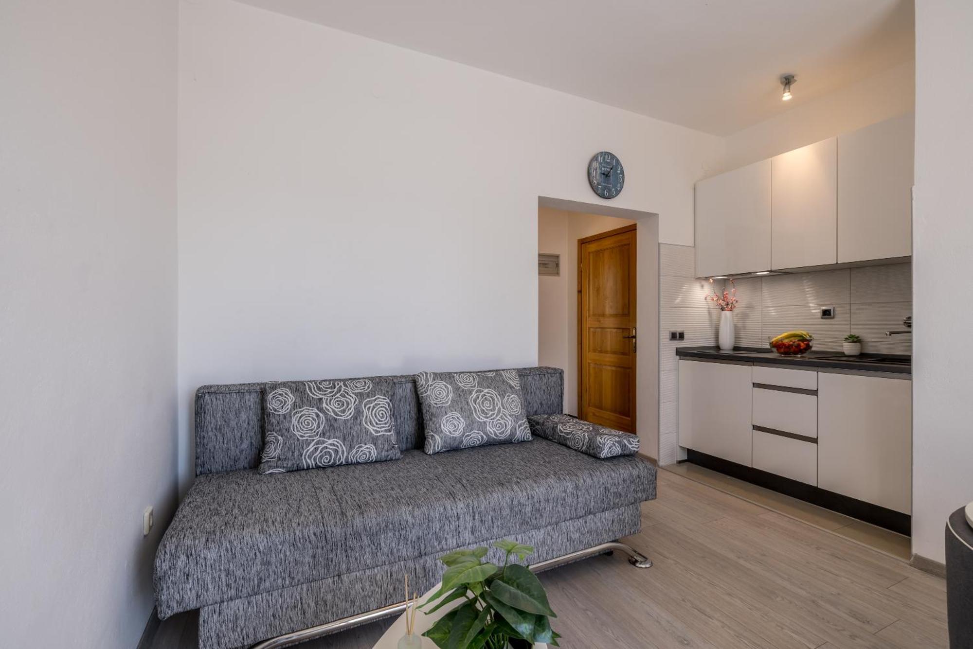 Holiday Home Krishto Trogir Luaran gambar