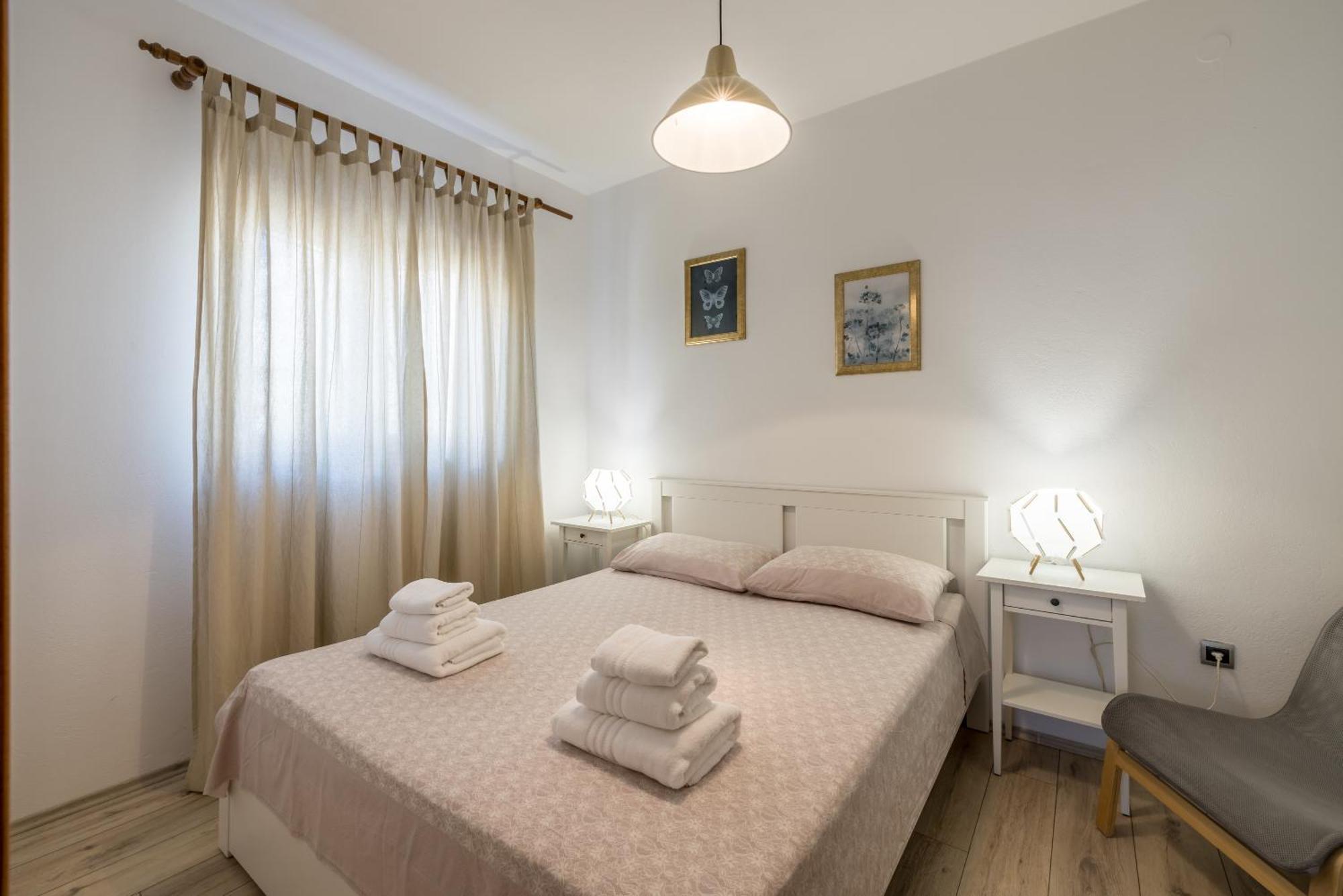 Holiday Home Krishto Trogir Luaran gambar