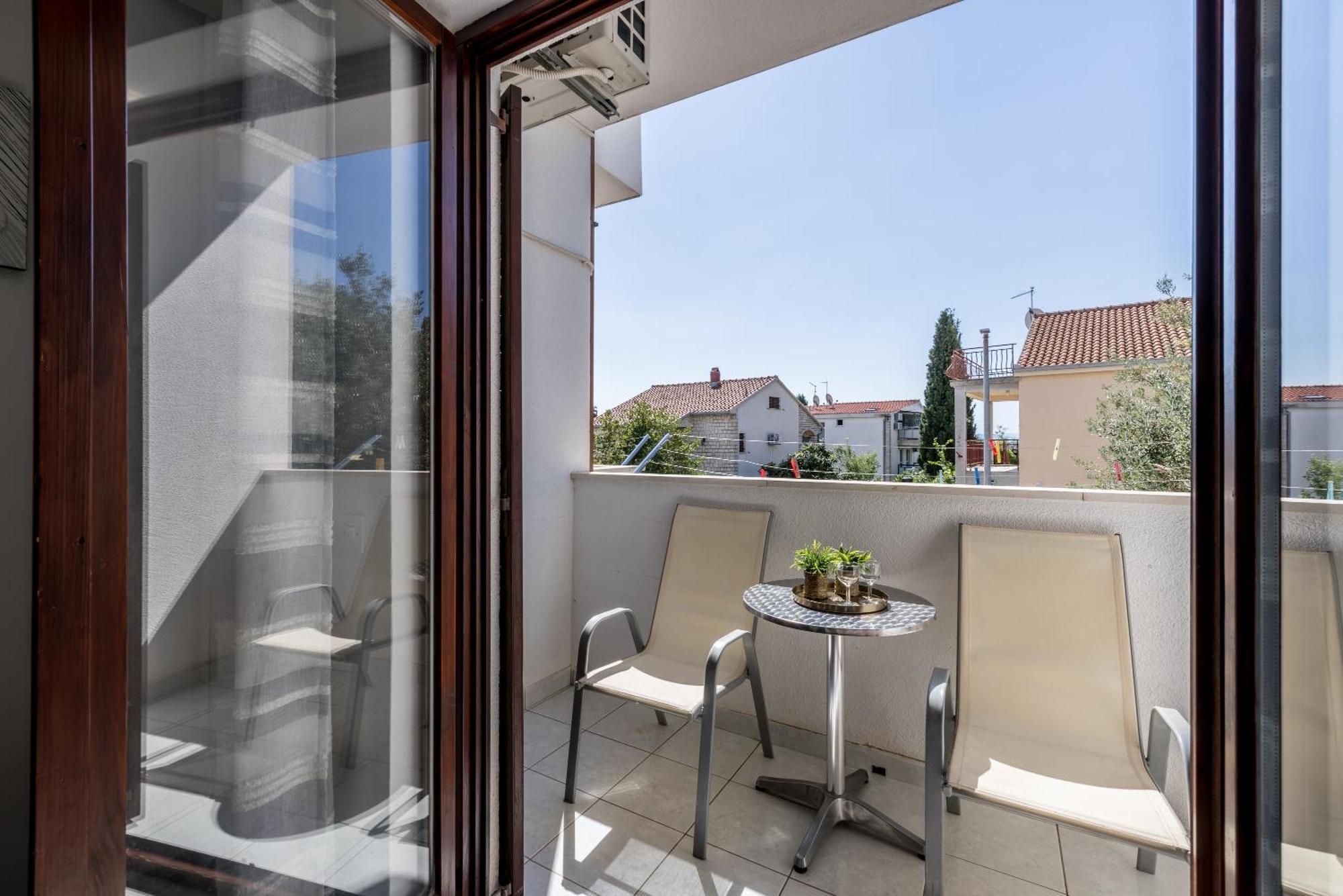 Holiday Home Krishto Trogir Luaran gambar
