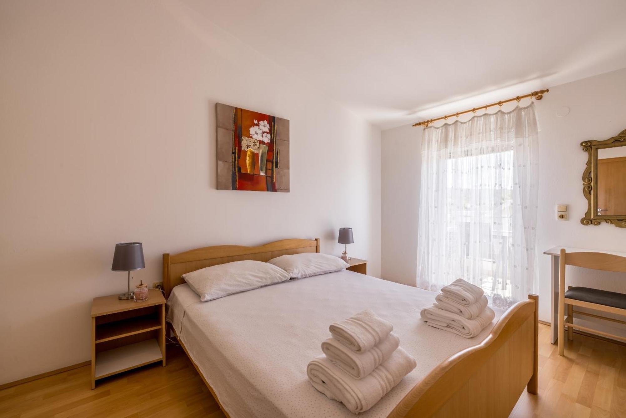 Holiday Home Krishto Trogir Luaran gambar